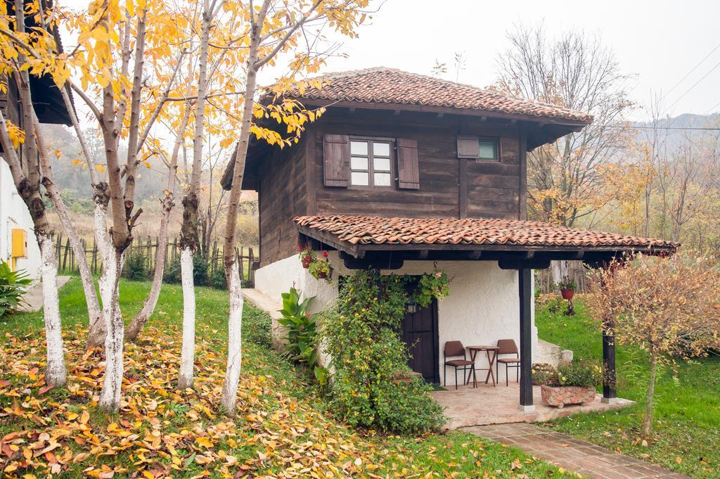 Etno Guest House Gorski Car อารันเยโลวัคส์ ภายนอก รูปภาพ